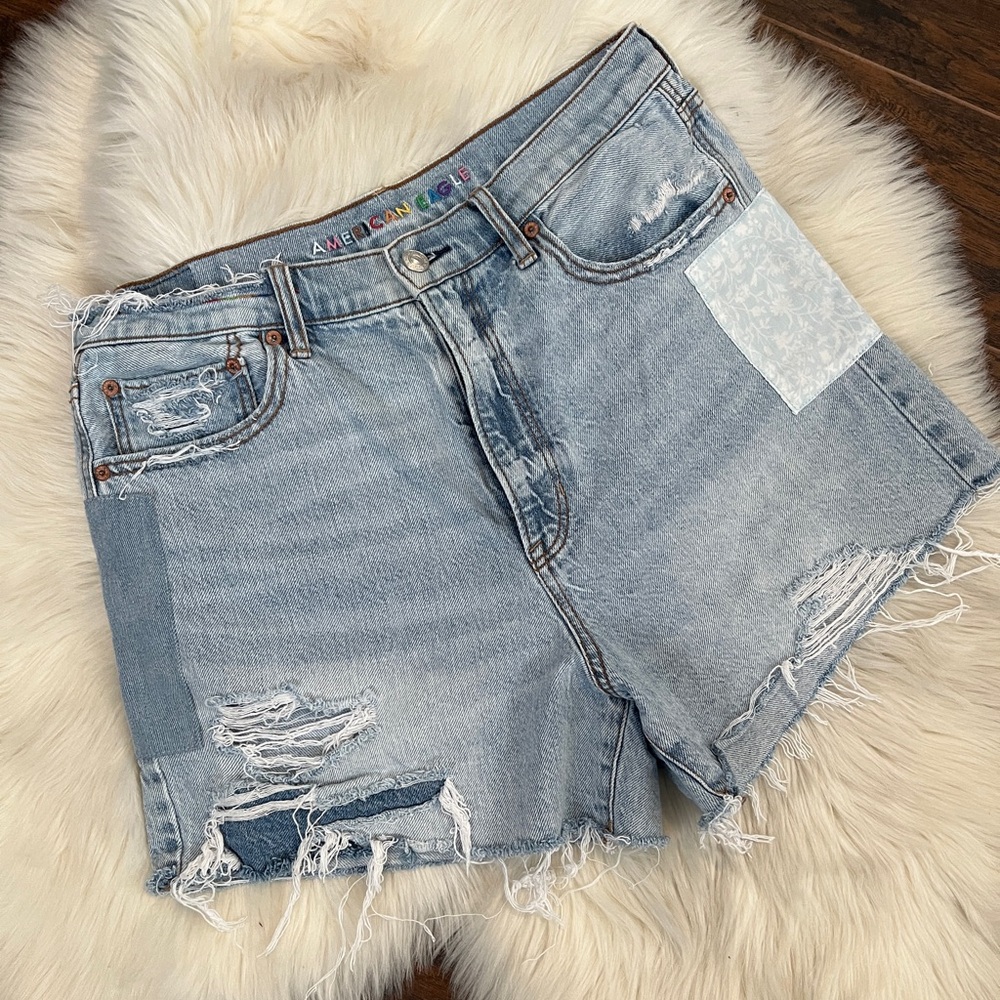 American Eagle high waisted shorts